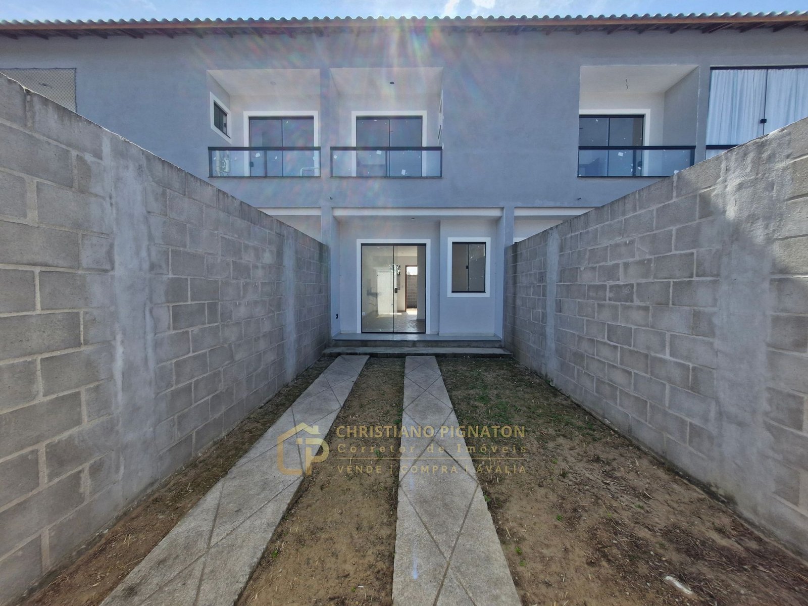 Frente - Garagem
